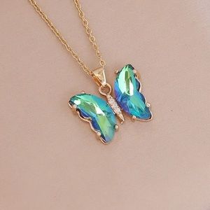 NWT Butterfly Zircon Alloy PendantWomen’s Necklace